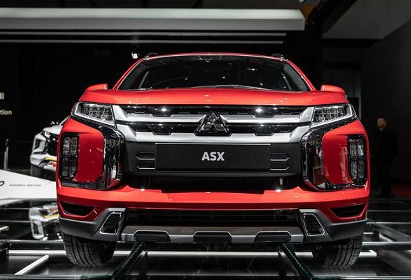 Mitsubishi ASX 2020.