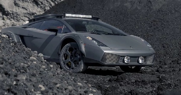 Lamborghini Gallardo 2021.