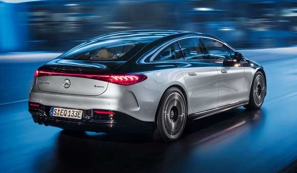 Mercedes-Benz EQS 2022.