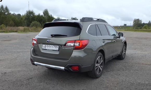 Subaru Outback 6 2021.