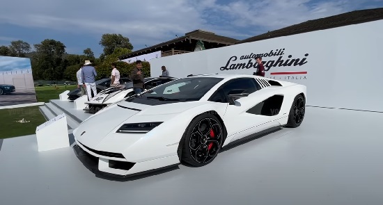 Lamborghini Countach LPI 800-4.