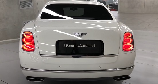 Bentley Mulsanne 2021.