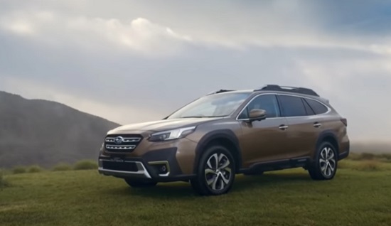 Subaru Legacy Outback 2022.