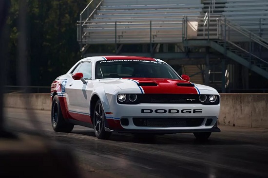 Dodge Challenger 2022.