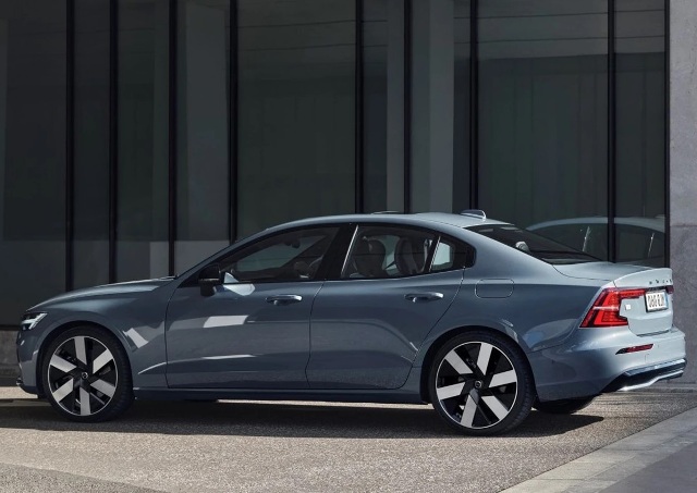 Volvo S60 and V60 2023.