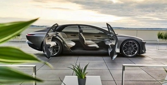 Audi Urbansphere 2022.