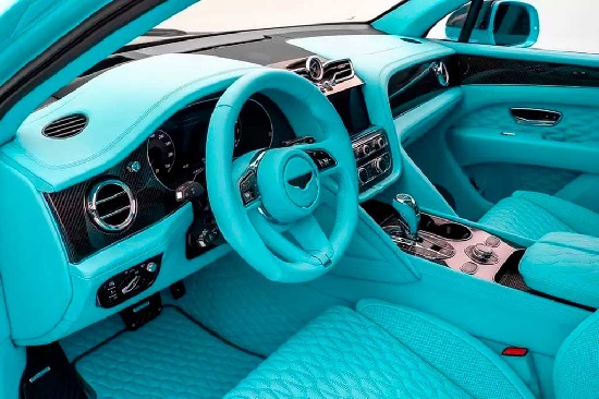 Bentley Bentayga Speed Feroza Edition 2023.