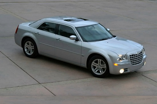 Chrysler 300 2025.