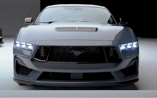 Ford Mustang 2024.