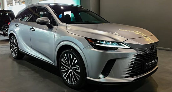 Lexus RX 2024.