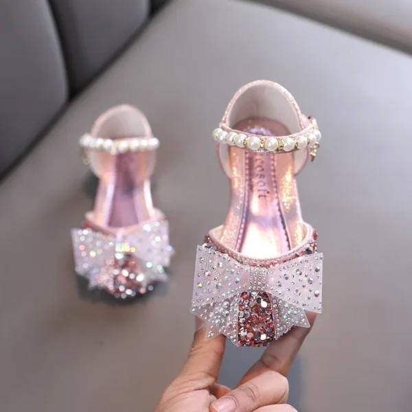 2023 Summer Princess Girls Sandals Sequins Rhinestone Bow Girls Shoes New Baby Perform Prewalker Leather Casual Shoes - Image 2